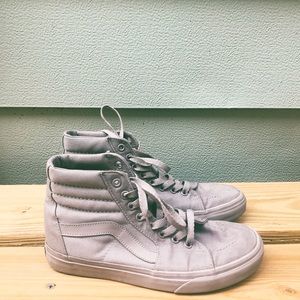 gray vans journeys